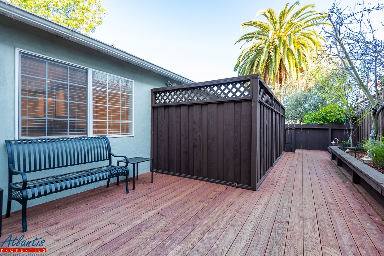 Foto principal - 1260 Spring St