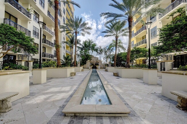 Foto del edificio - 801 S Olive Ave