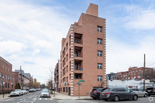 Foto del edificio - 516 Kingston Ave