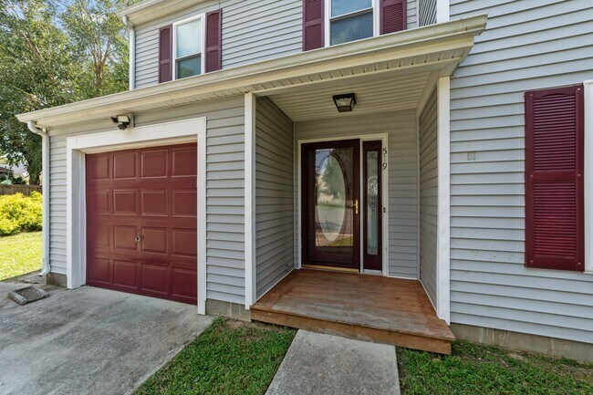 Building Photo - 519 Kemp Landing