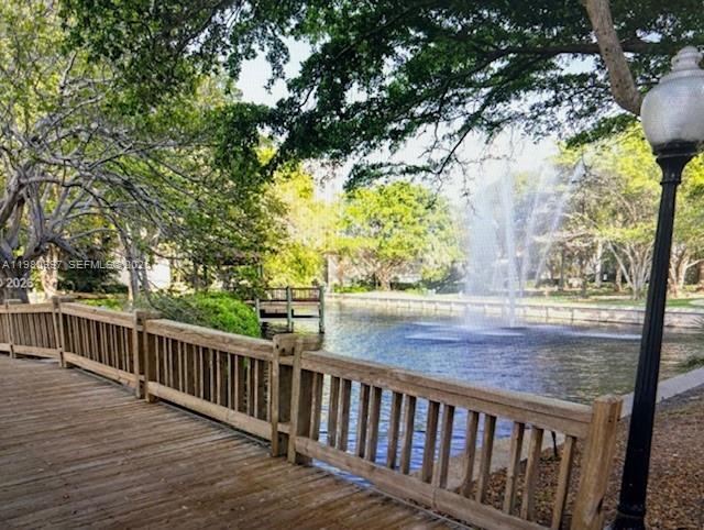 Foto del edificio - 4000 Towerside Terrace