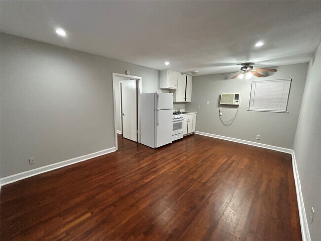 Foto del edificio - 4207 Mt Vernon St