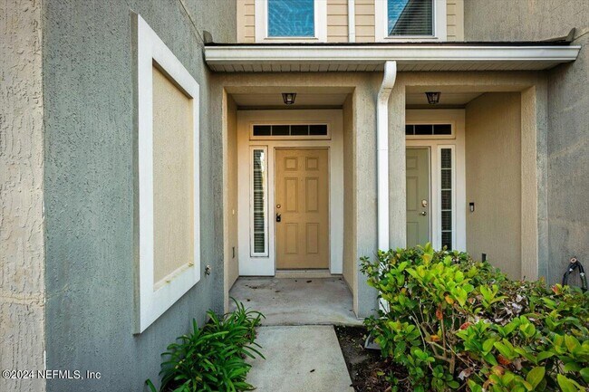 Foto del edificio - 215 Richmond Dr