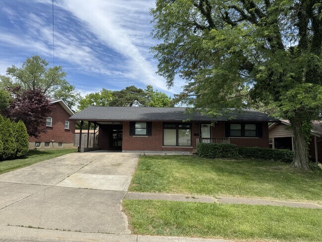 Foto del edificio - 716 Cranford Dr