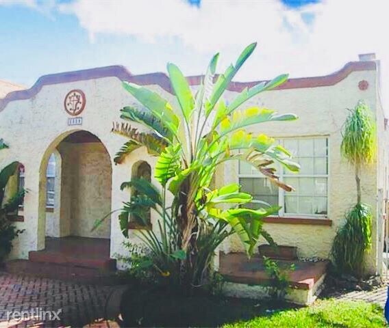 Foto del edificio - 3 br, 1 bath House - 2328 SW 17th St