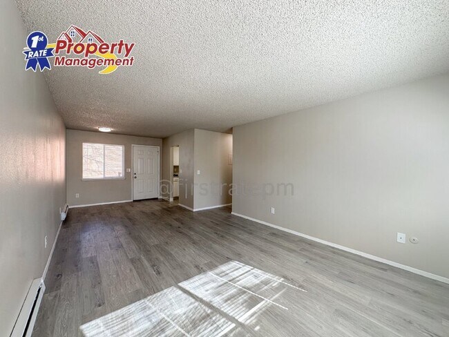 Foto del edificio - 4145 W Dorian St