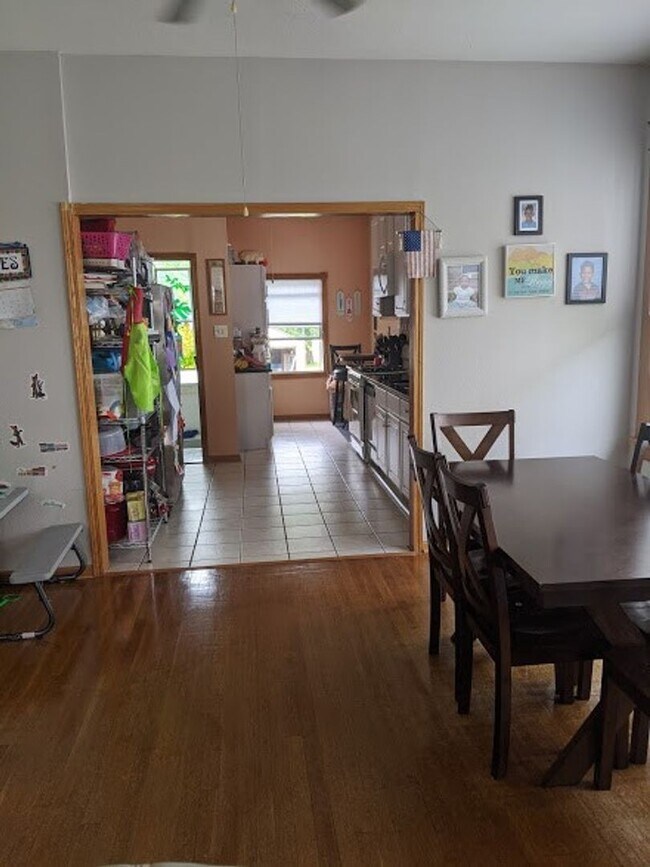 Foto del edificio - Spacious Single Family Home