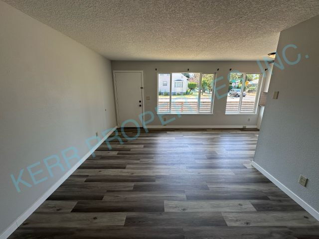 Foto del edificio - 7703 NE Fremont St