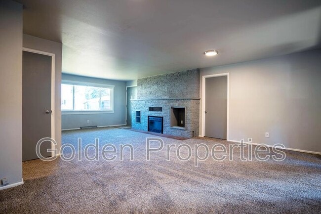 Building Photo - 1013 N 14th St