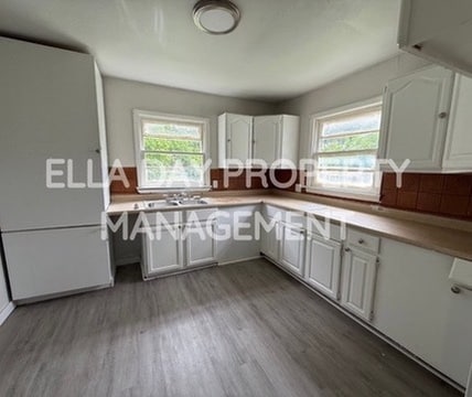 Building Photo - 828 N Terrace Dr