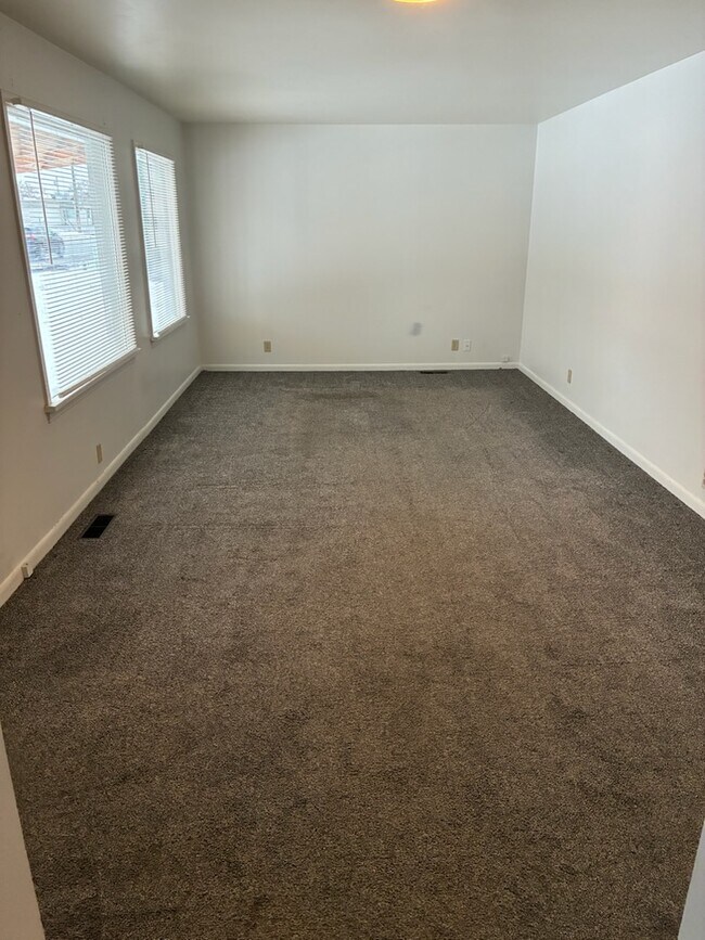 Foto del edificio - 343 Martin St