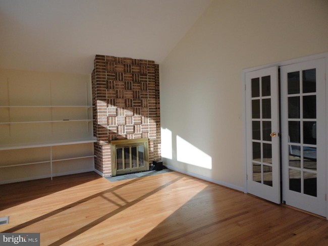 Foto del edificio - 2100 Shorefield Rd