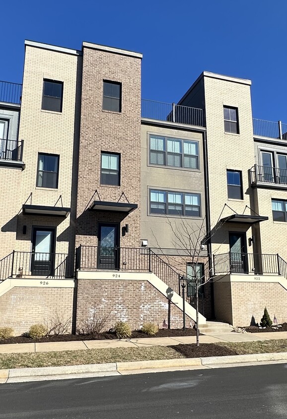 Building Photo - 5412 Ashlar Ave