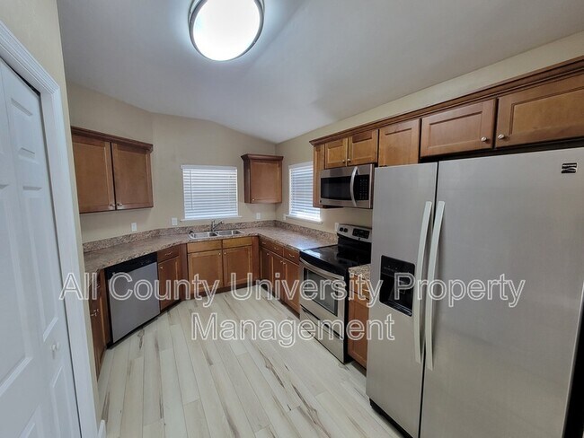 Foto del edificio - 470 SW 251st St