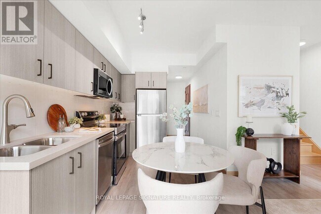 Photo du bâtiment - 3427 Sheppard Ave E