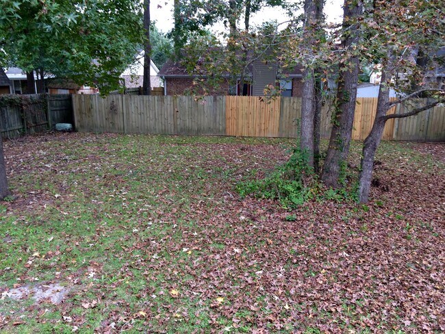 Building Photo - 112 Pecan Grove Ave