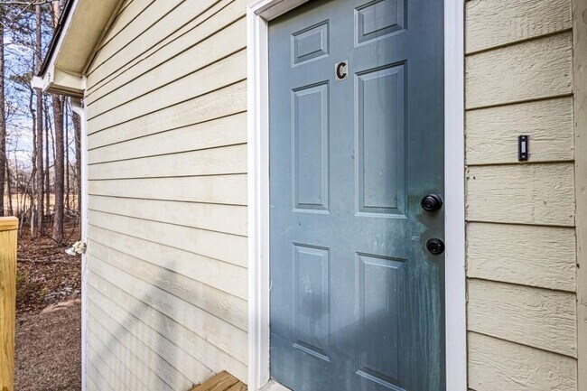 Foto del edificio - 2037 Laboon Cir