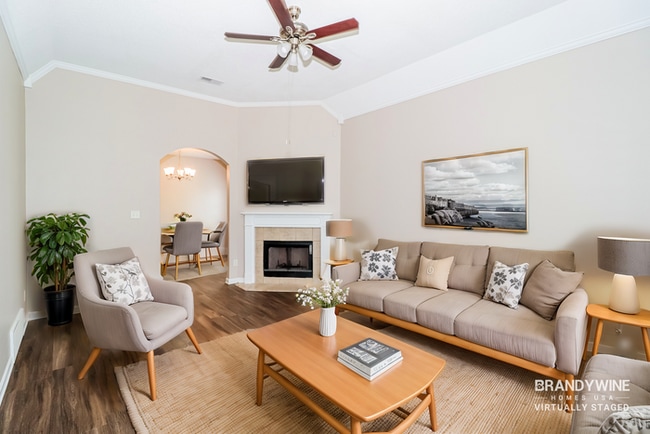 Foto del edificio - 2170 Berry Bush Ln