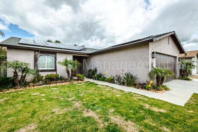 Building Photo - 4 Bedroom/2 Bath Home with Paid Solar - $2...