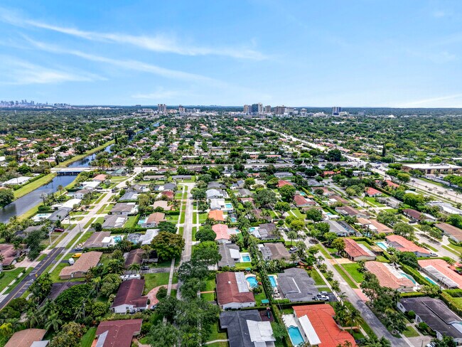 Building Photo - 8820 SW 85th Terrace