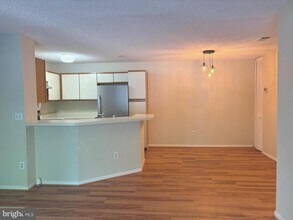 Building Photo - 11705 Summerchase Cir