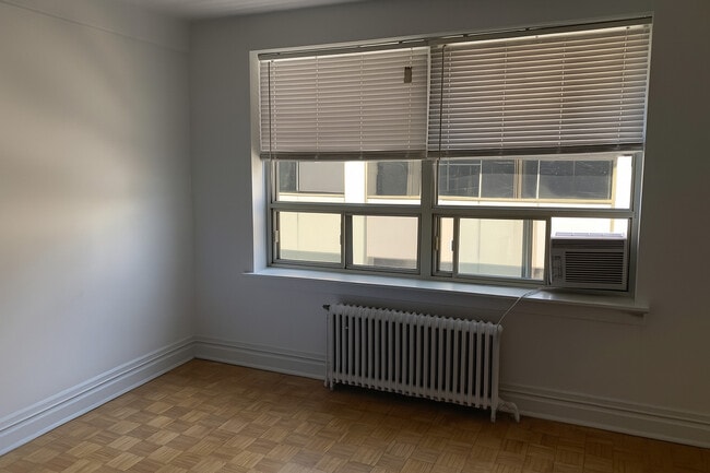 Espace de vie - 710 Spadina Av
