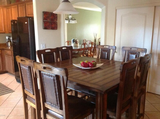 Foto del edificio - Spacious Rita Ranch Home with Modern Comforts & Community Perks!