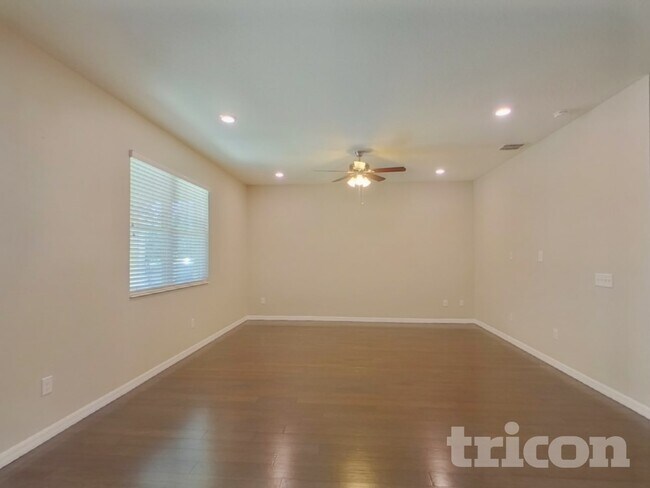 Foto del edificio - 3208 Macintosh Rd