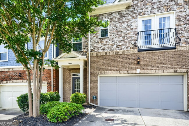 Building Photo - 2444 Norwood Dr SE