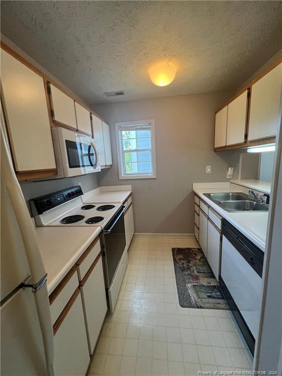 Building Photo - 216 Waterdown Dr