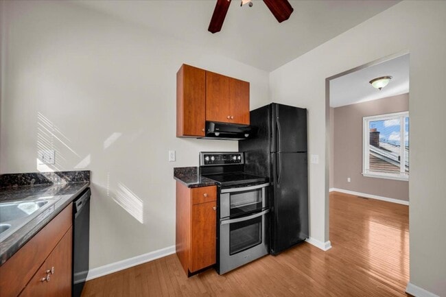 Foto del edificio - 1407 E 14 Mile Rd