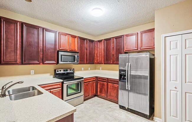 Building Photo - 5006 Key Lime Dr
