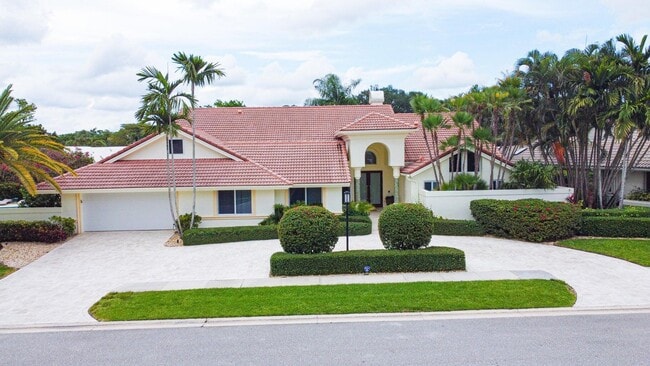 Building Photo - 7351 Valencia Dr