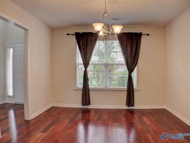 Building Photo - 100 Stockport Cir