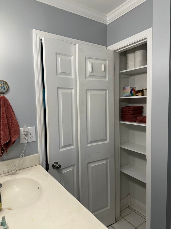 Building Photo - 3504 Galahad Dr