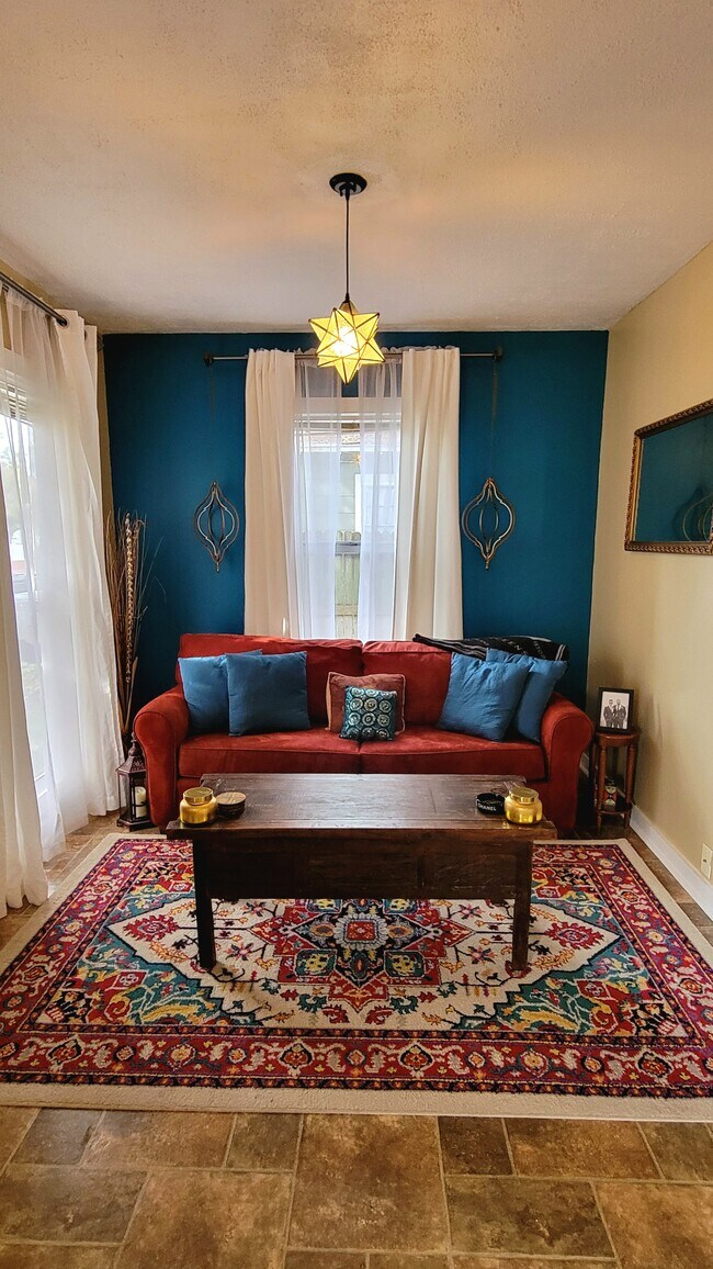 Foto del edificio - 2335 3rd Ave N