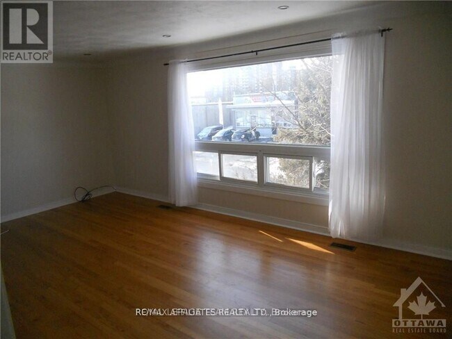 Building Photo - 77-77 Burland St