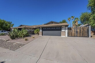 Building Photo - 2436 E Javelina Ave