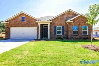 Building Photo - 128 Oak Fletcher Dr