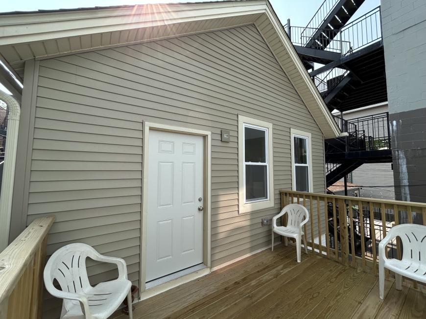 Building Photo - 2 bedroom in Chicago IL 60622