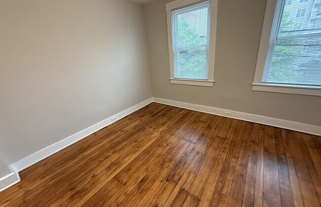 Foto del edificio - 2825 Glendora Ave