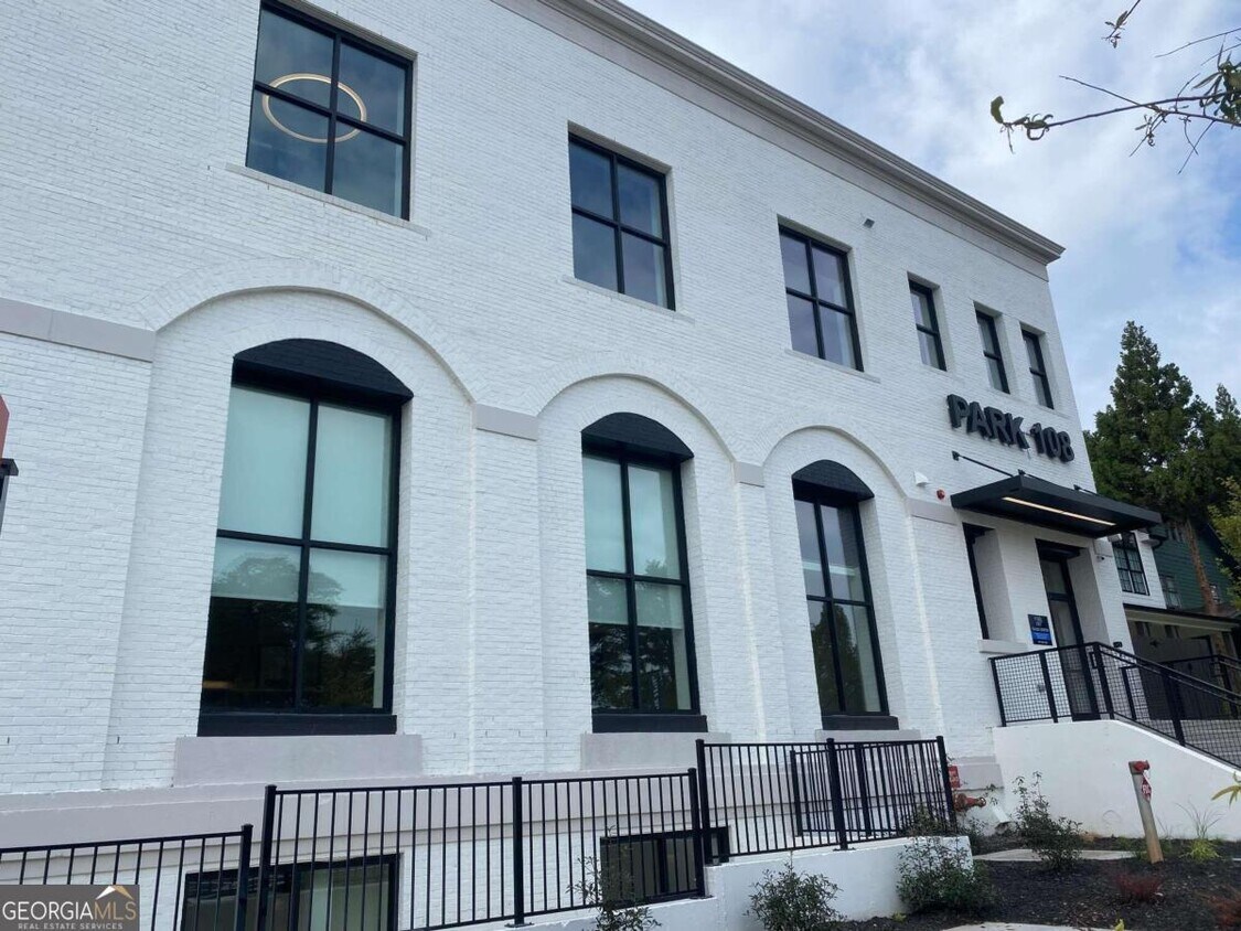 108 Park Pl Unit 309, Decatur, GA 30030 Condo for Rent in Decatur, GA