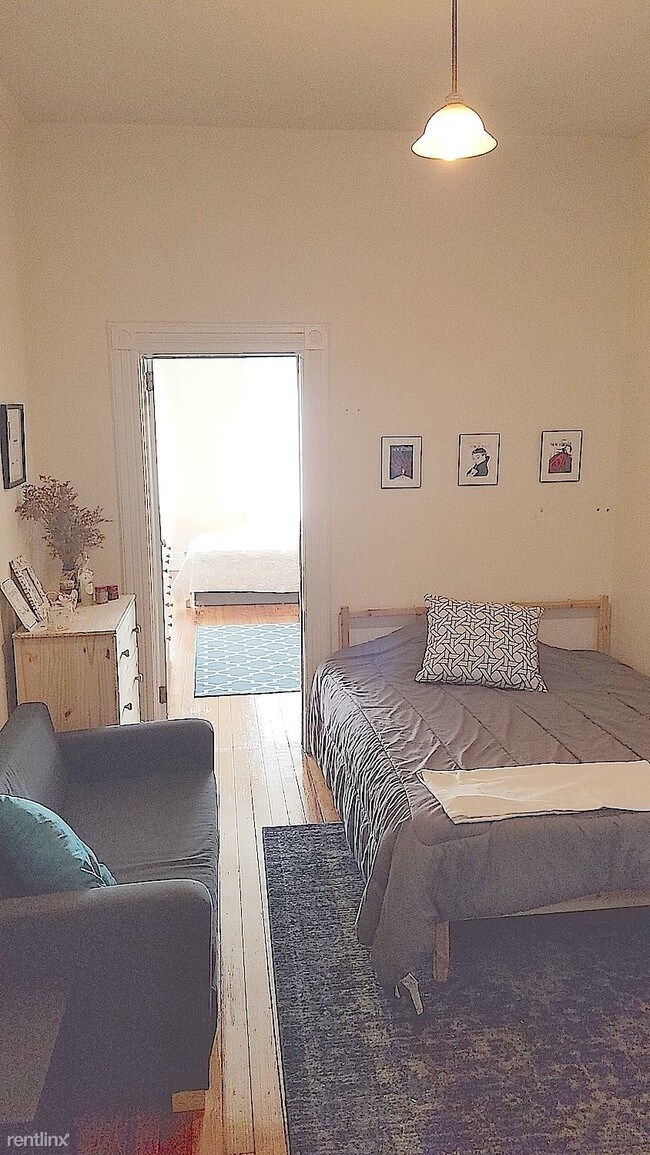 Foto del edificio - 2 br, 1 bath  - 3050 23rd St 3L