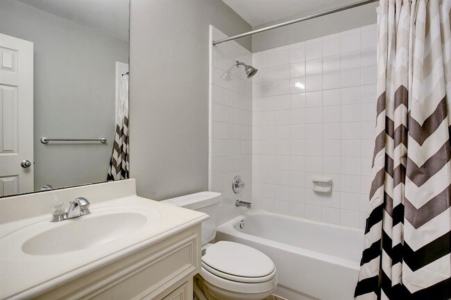Foto del edificio - 2219 Runnels St