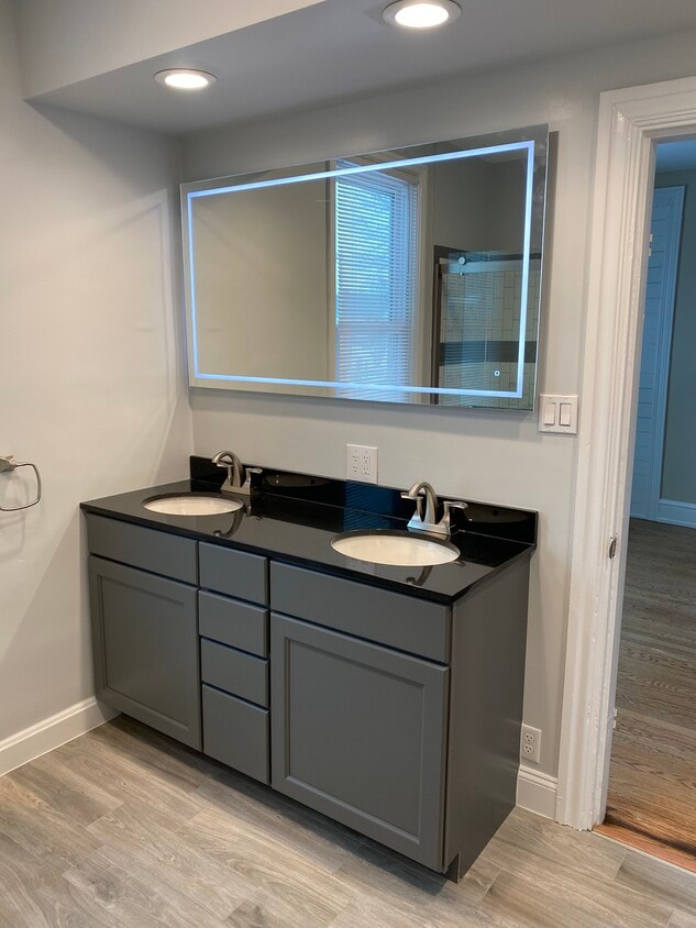 Check out the lighted mirror! - 658 N Hanover Street
