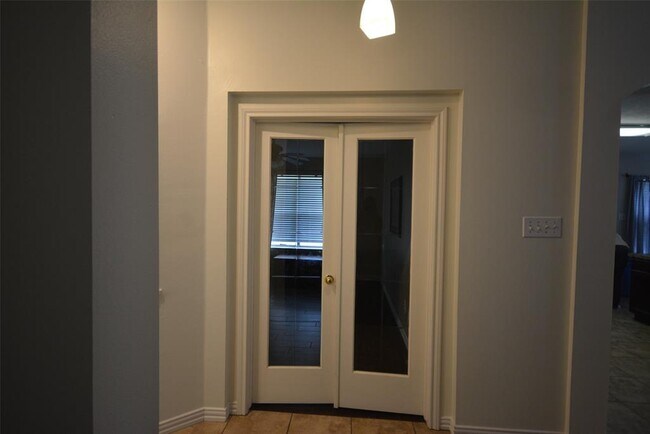 Foto del edificio - 1623 Buckwood Ct