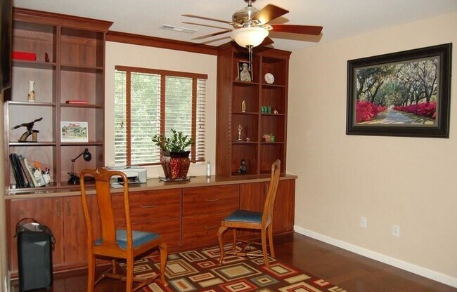 Foto del edificio - FABULOUS HOME - Beasley - Sky Ranch - Reed...