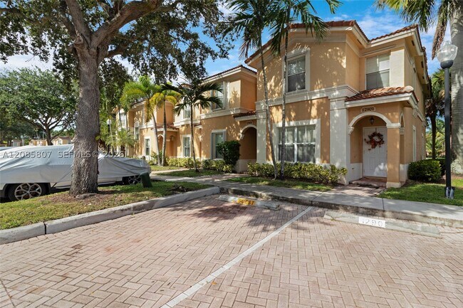 Foto del edificio - 12905 SW 31st Ct