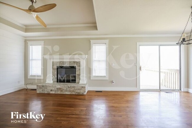 Building Photo - 808 Winesap Cir