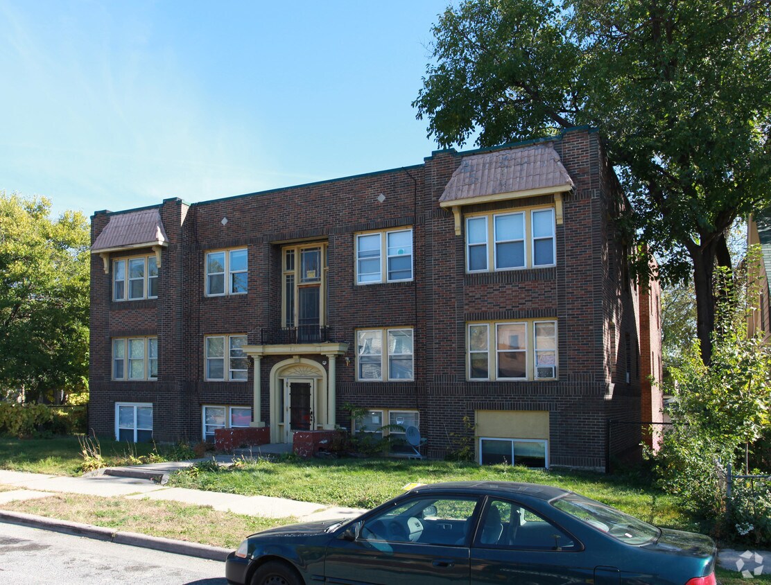 Foto principal - 3715 Oakland Ave